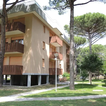 Апартаменти Flat With Terrace In A Great Spot - Beahost